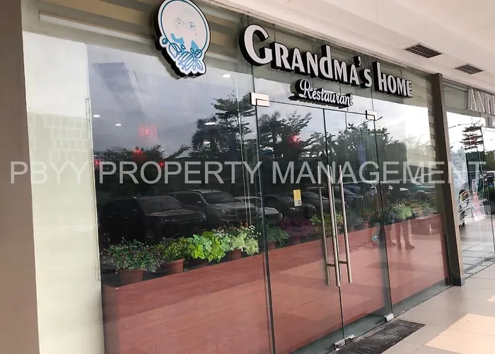 Aparthotel At Shore Residences, Mall Of Complex By Pbyy