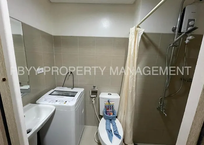 Aparthotel At Shore Residences, Mall Of Complex By Pbyy